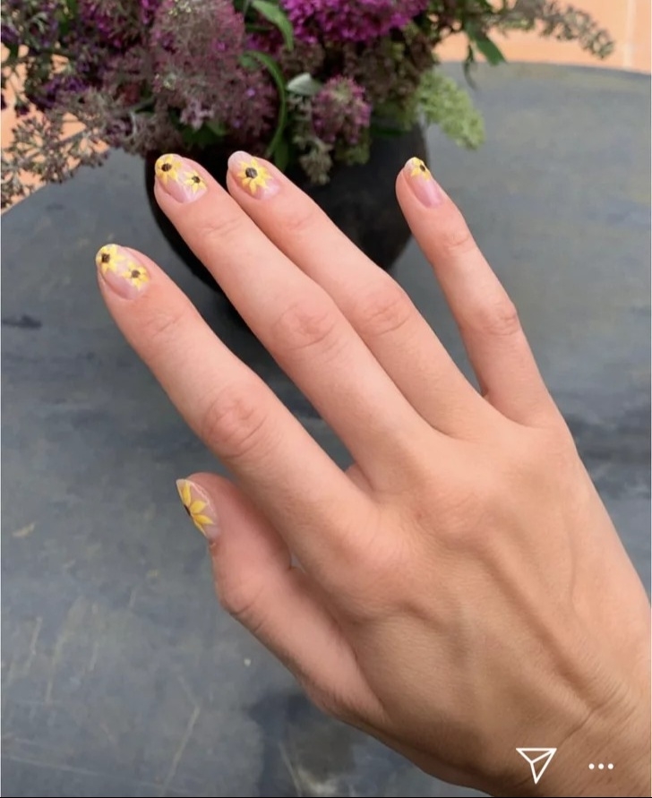 Маникюр как у звезды: 5 дизайнов ногтей, которые обожает делать Кендалл Дженнер (ФОТО) - фото №5