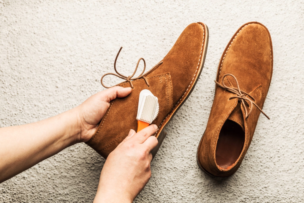 Чистка, уход, восстановление обуви из замши и нубука — на примере ботинок Timberland