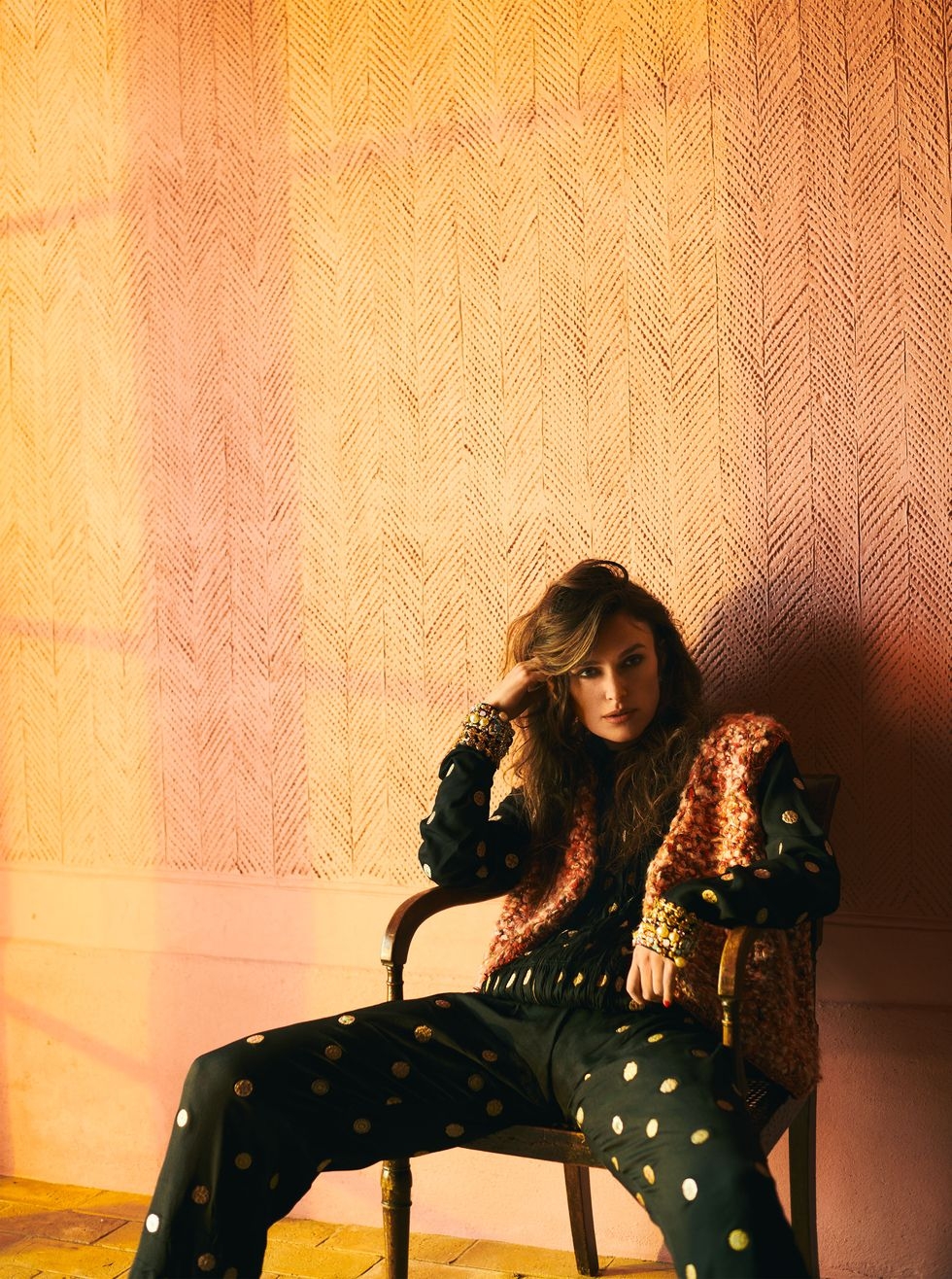 Кира Найтли стала главной героиней нового номера Harper's Bazaar (ФОТО) - фото №6