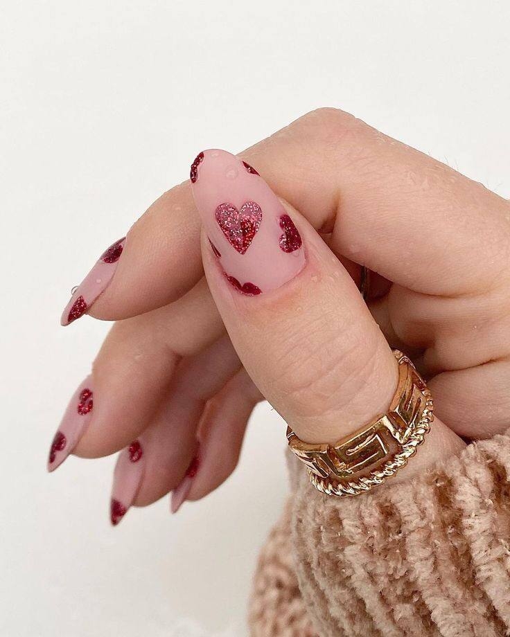 Не только на 14 февраля. Самые романтичные и красивые идеи дизайна ногтей (ФОТО) - фото №2