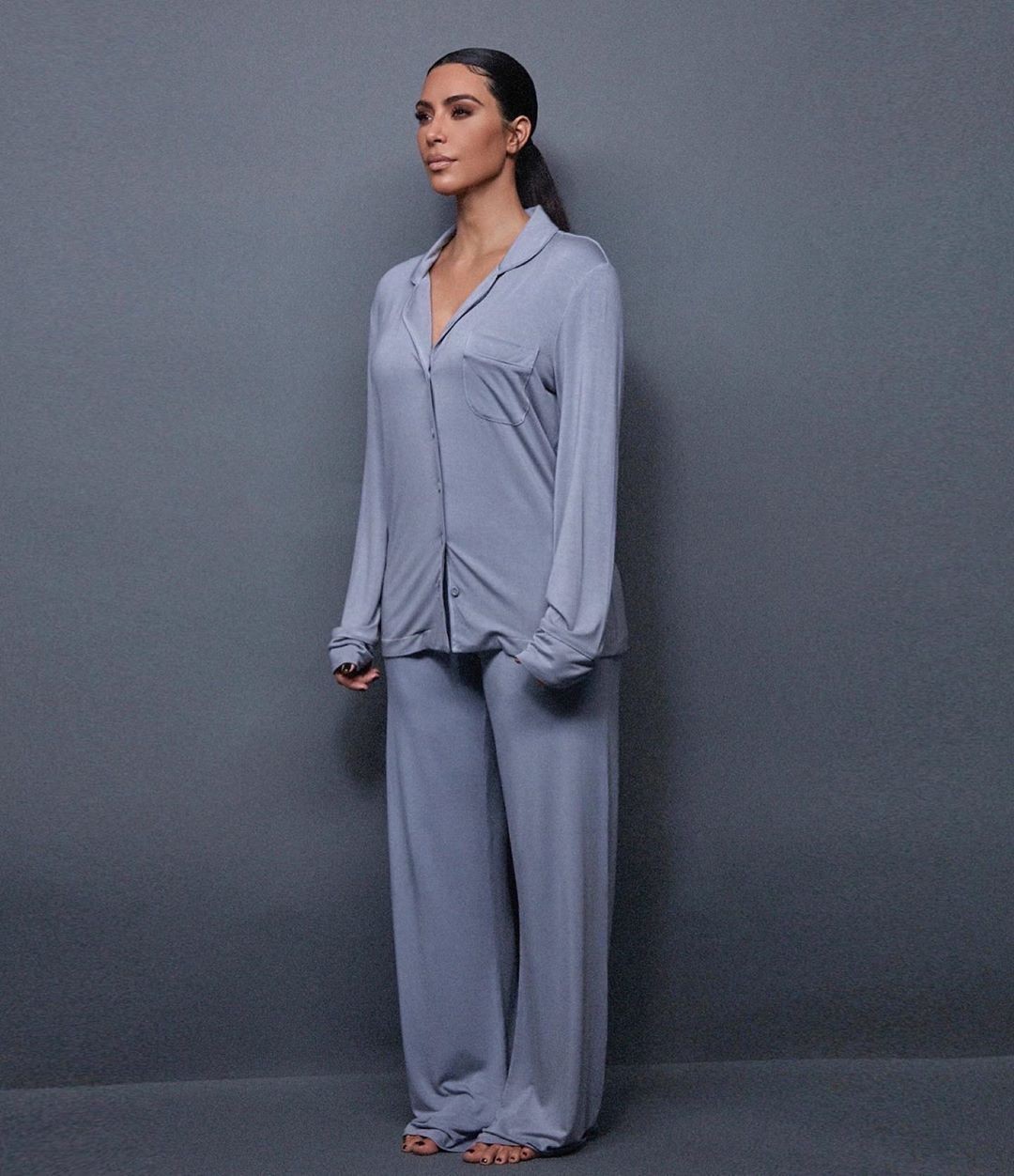 Ким Кардашян представила дебютную коллекцию домашней одежды