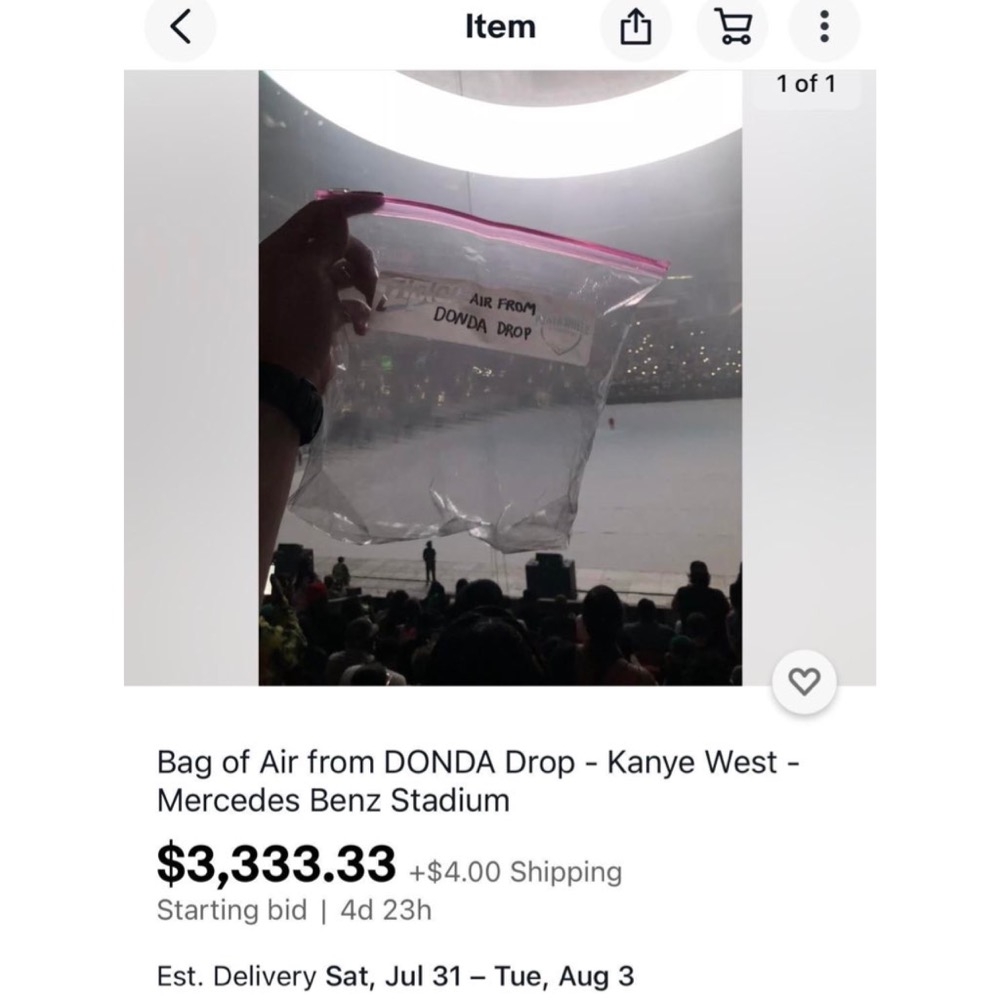 На eBay продают воздух с концерта Канье Уэста за 10 тысяч долларов - фото №1