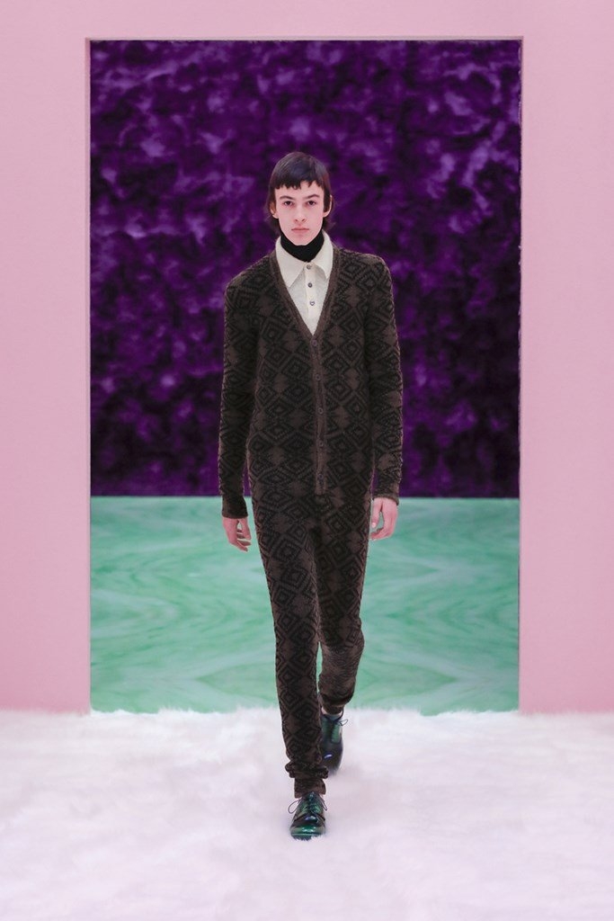 Мужская мода: обзор новой коллекции Prada Men’s Fall 2021 (ФОТО) - фото №2