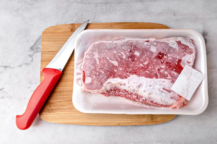 Как быстро разморозить мясо